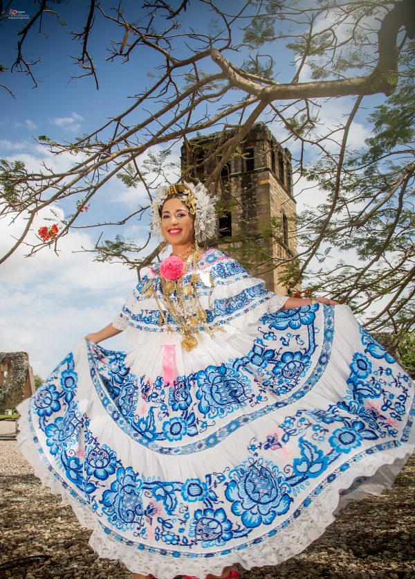 Alquiler de Pollera Marcada Azul