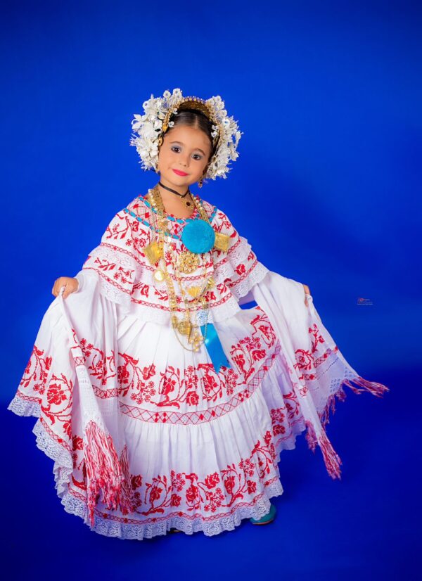 Alquiler de Pollera marcada roja  para niña 5 a 7 años