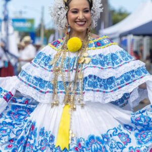 Alquiler de Pollera marcada azul nueva