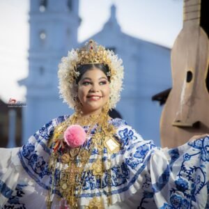 Alquiler de pollera zurcida azul